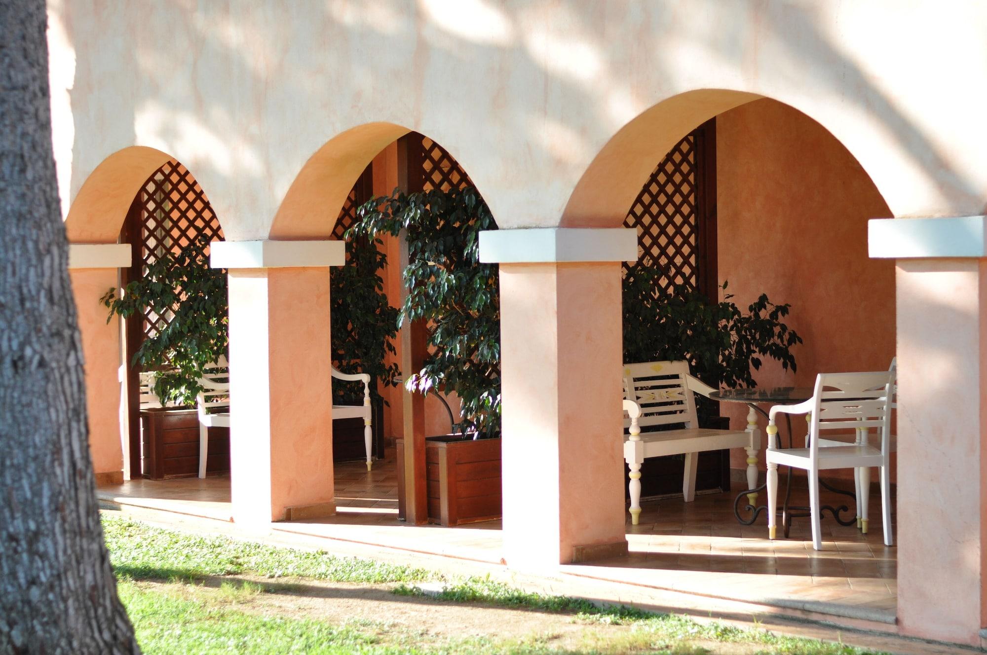 Hotel Cala Caterina วิลลัสซีมีอุส ภายนอก รูปภาพ