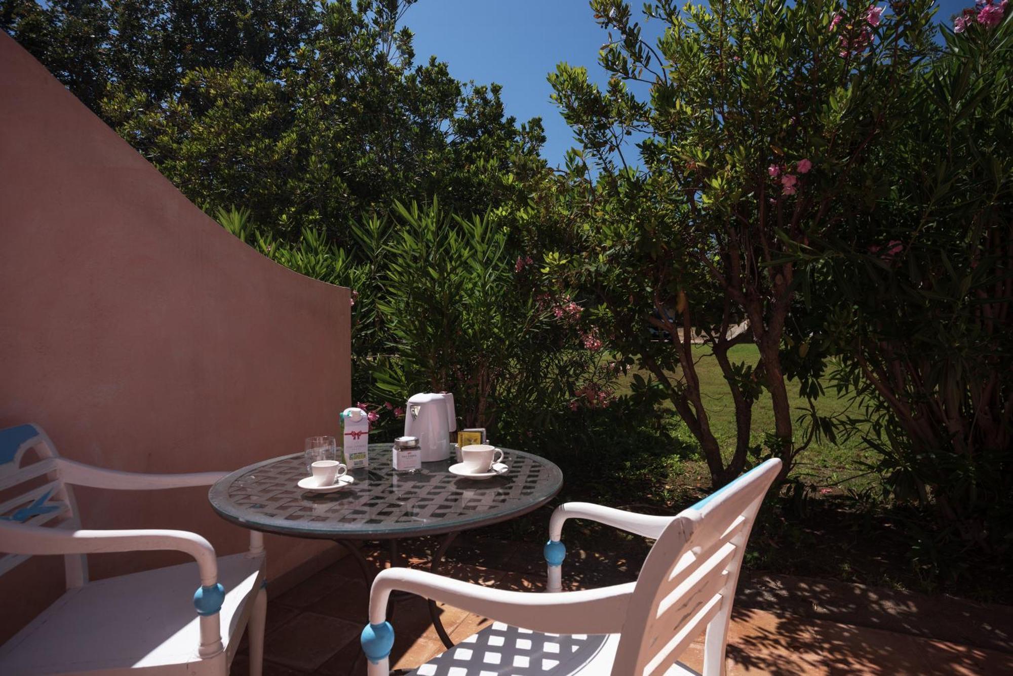 Hotel Cala Caterina วิลลัสซีมีอุส ภายนอก รูปภาพ