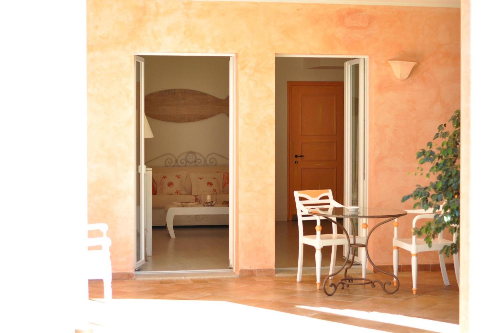 Hotel Cala Caterina วิลลัสซีมีอุส ภายนอก รูปภาพ