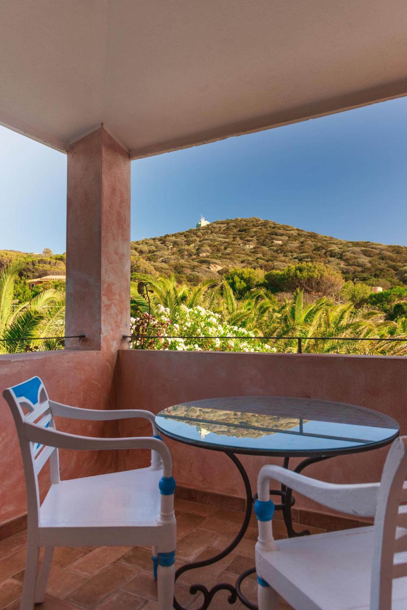 Hotel Cala Caterina วิลลัสซีมีอุส ภายนอก รูปภาพ